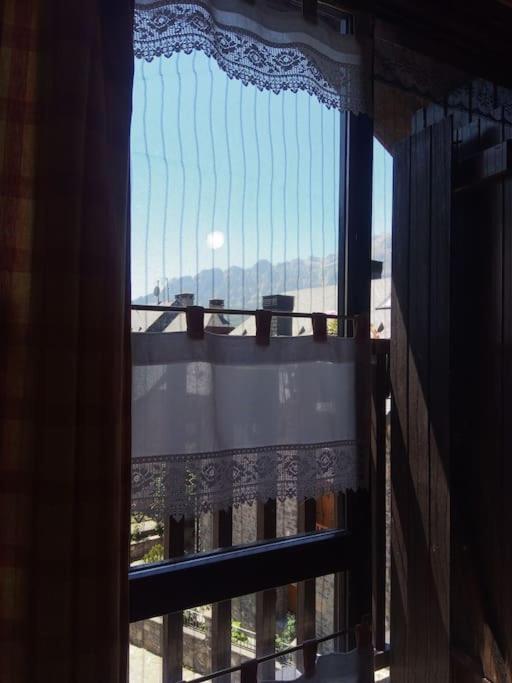 Atico En Pleno Pirineo Apartment El Pueyo de Jaca Exterior foto